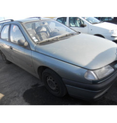 Optique avant secondaire gauche (feux)(clignotant) RENAULT LAGUNA 1