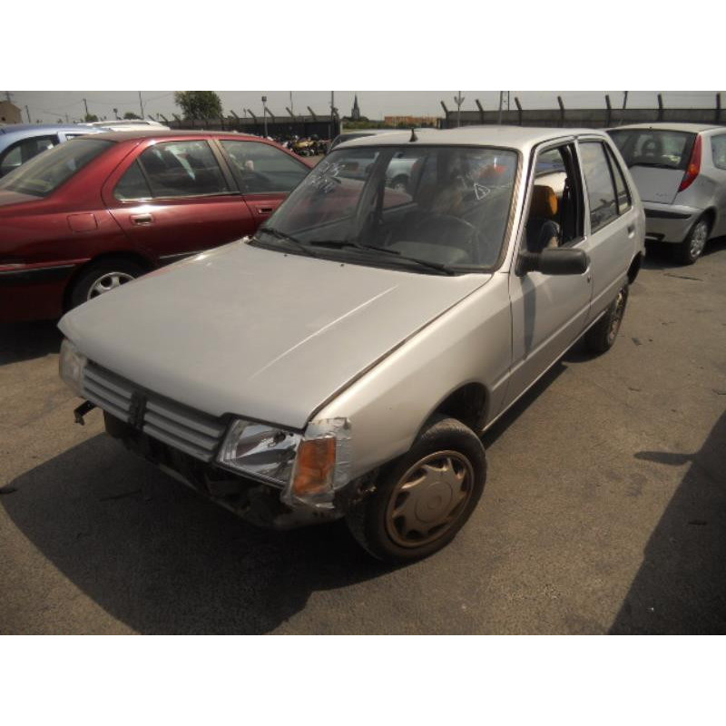 Retroviseur gauche PEUGEOT 205 Photo n°3