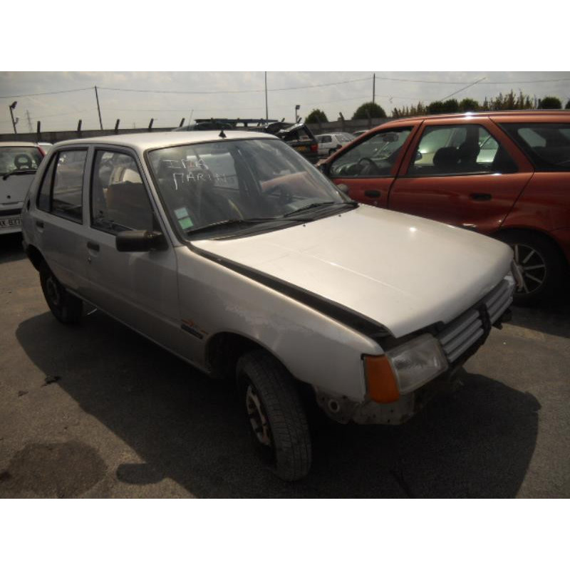 Retroviseur gauche PEUGEOT 205 Photo n°4