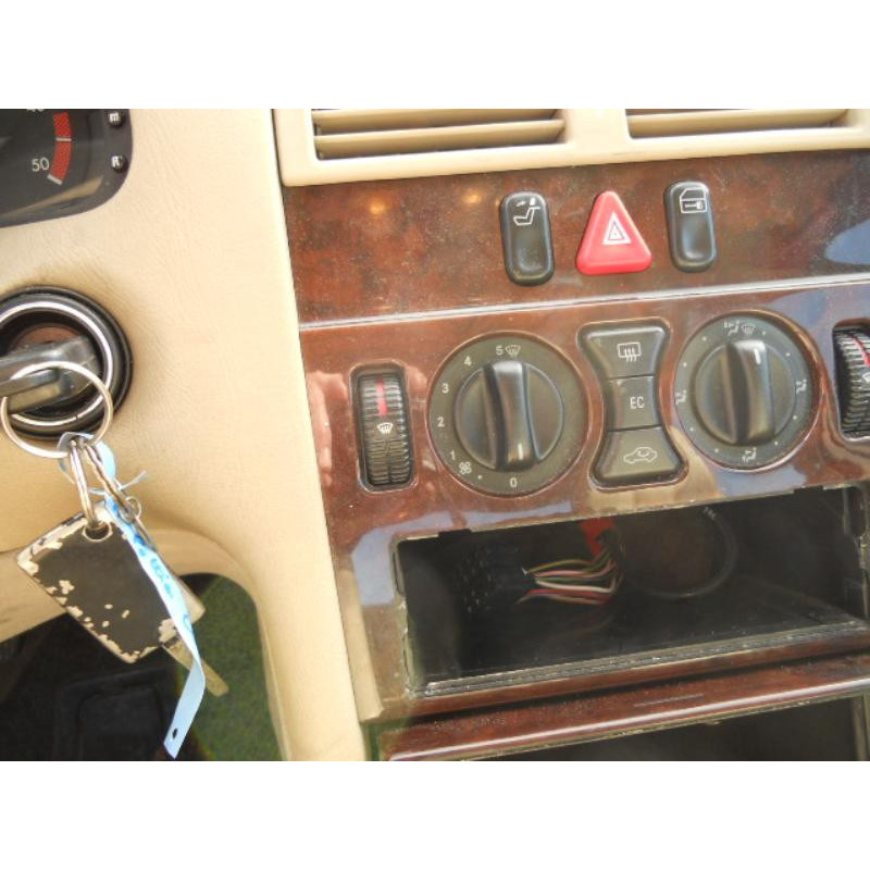 Bras essuie glace avant MERCEDES CLASSE E 210 Photo n°6