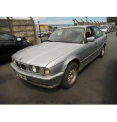 Optique avant secondaire droit (feux)(clignotant) BMW SERIE 5 E34