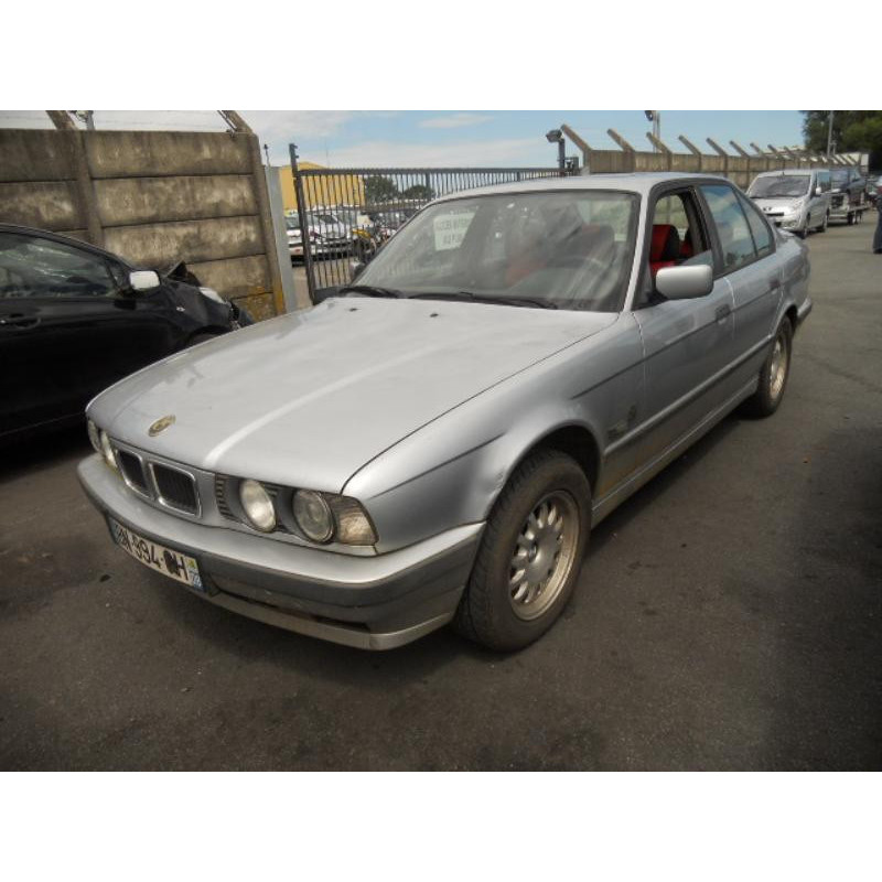 Optique avant secondaire droit (feux)(clignotant) BMW SERIE 5 E34 Photo n°4