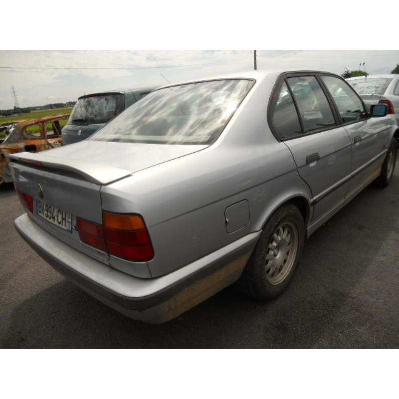 Optique avant secondaire droit (feux)(clignotant) BMW SERIE 5 E34 Photo n°6