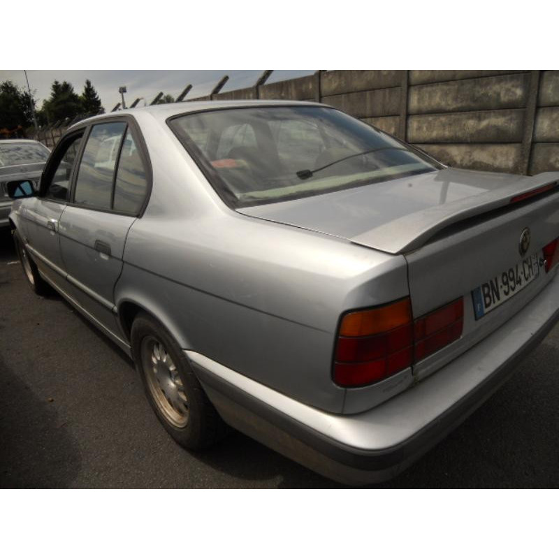 Optique avant secondaire droit (feux)(clignotant) BMW SERIE 5 E34 Photo n°7