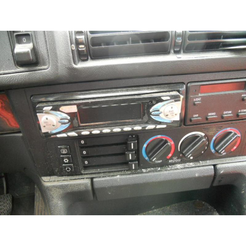Optique avant secondaire droit (feux)(clignotant) BMW SERIE 5 E34 Photo n°9