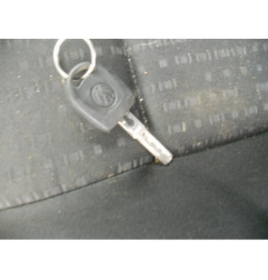 Bras essuie glace avant gauche VOLKSWAGEN GOLF 4