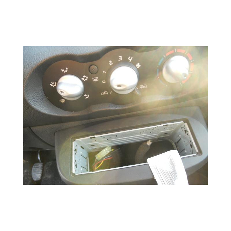 Poignee porte avant droit RENAULT TWINGO 2 Photo n°10