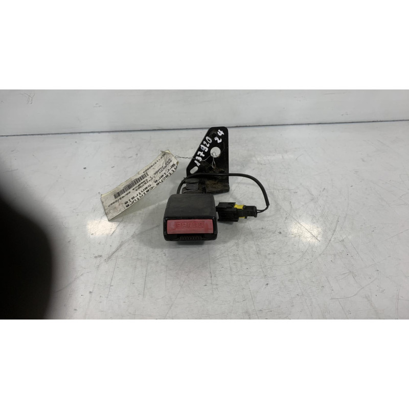 Attache ceinture arriere centrale PEUGEOT 207 Photo n°2
