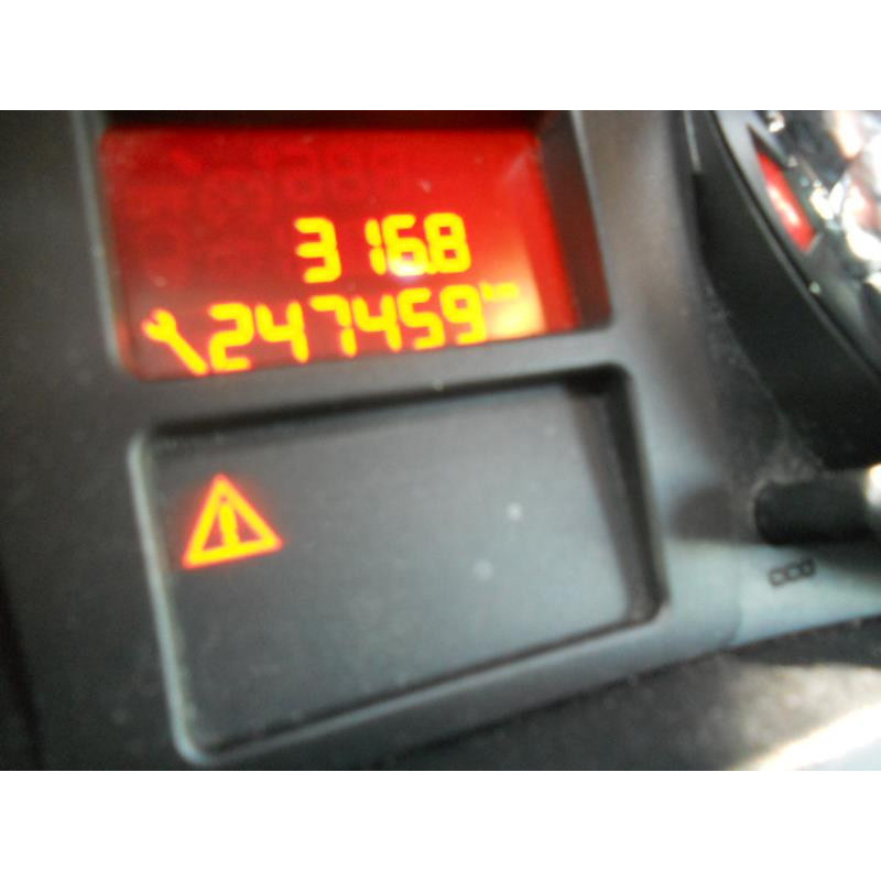 Attache ceinture arriere centrale PEUGEOT 207 Photo n°10