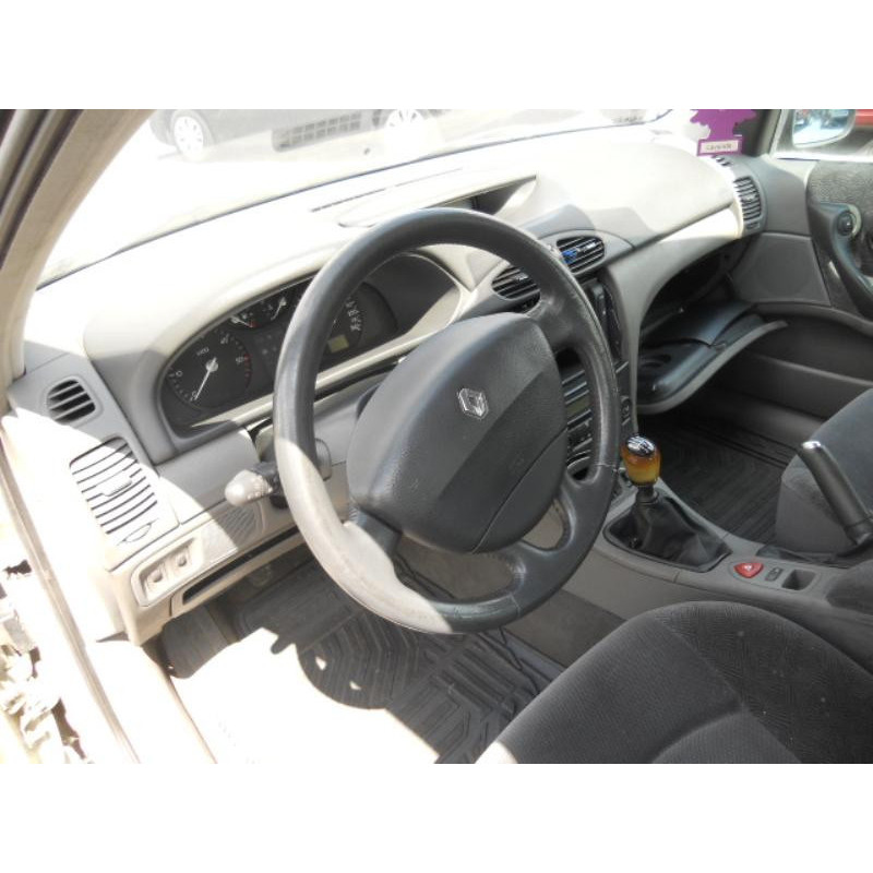 Poignee porte avant gauche RENAULT LAGUNA 2 Photo n°9