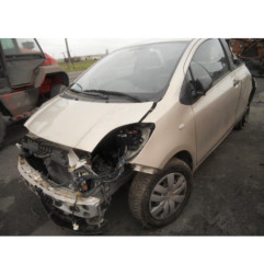 Leve vitre electrique avant gauche TOYOTA YARIS 2