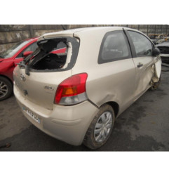 Leve vitre electrique avant gauche TOYOTA YARIS 2