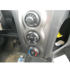 Leve vitre electrique avant gauche TOYOTA YARIS 2