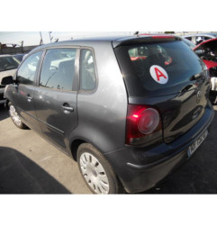 Poignee porte avant droit VOLKSWAGEN POLO 4