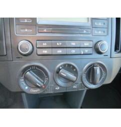 Poignee porte avant droit VOLKSWAGEN POLO 4