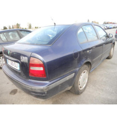 Com (Bloc Contacteur Tournant+Commodo Essuie Glace+Commodo Phare) SKODA OCTAVIA 1