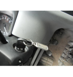 Com (Bloc Contacteur Tournant+Commodo Essuie Glace+Commodo Phare) SKODA OCTAVIA 1