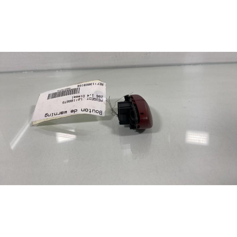 Bouton de warning PEUGEOT 206 Photo n°2