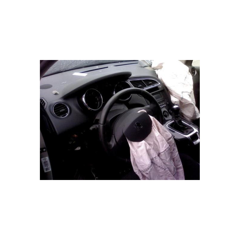 Eclairage de plafonnier PEUGEOT 5008 1 Photo n°4