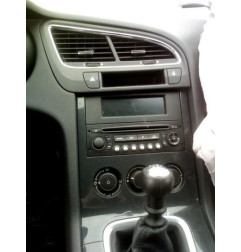 Eclairage de plafonnier PEUGEOT 5008 1