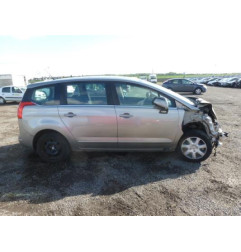 Eclairage de plafonnier PEUGEOT 5008 1