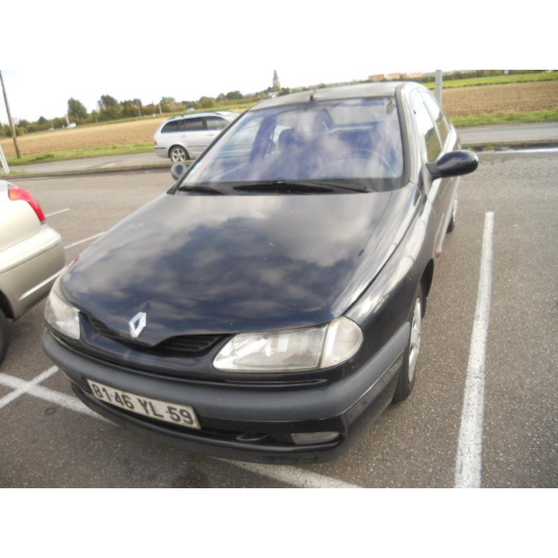 Optique avant secondaire droit (feux)(clignotant) RENAULT LAGUNA 1 Photo n°4