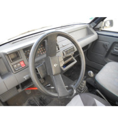 Attache ceinture arriere droit RENAULT SUPER 5