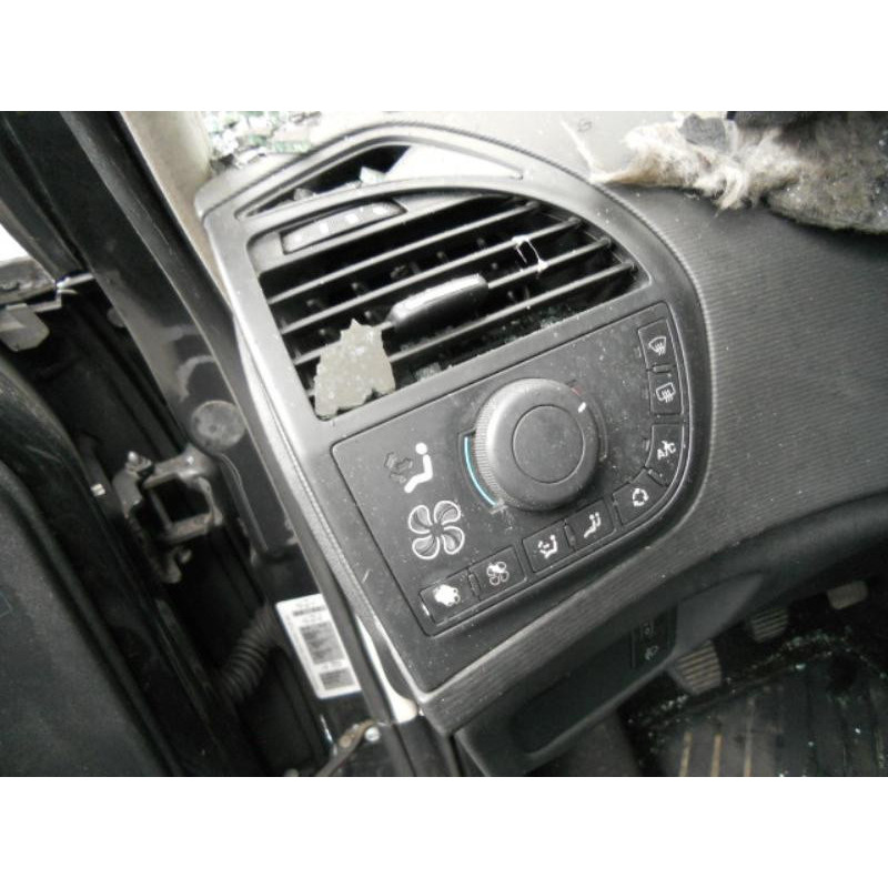 Bouton de warning CITROEN C4 GRAND PICASSO 1 Photo n°10