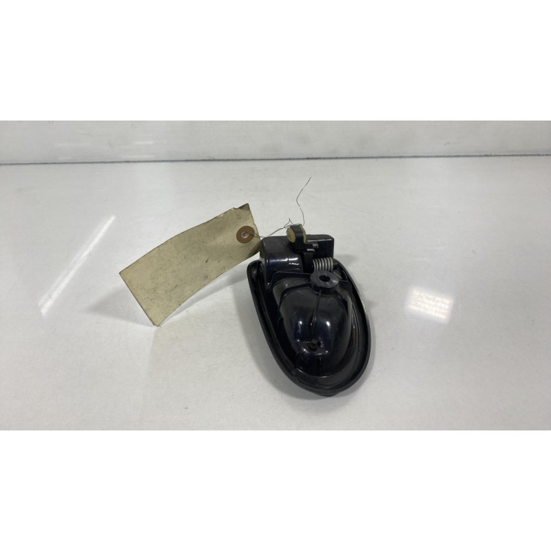 Poignee interieur arriere droit RENAULT CLIO 2 CAMPUS Photo n°3