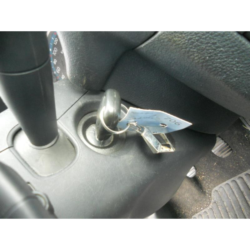 Poignee interieur arriere droit RENAULT CLIO 2 CAMPUS Photo n°12