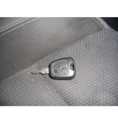 Bouton de warning PEUGEOT 206+