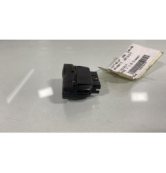 Interrupteur de leve vitre avant droit DACIA DUSTER 1