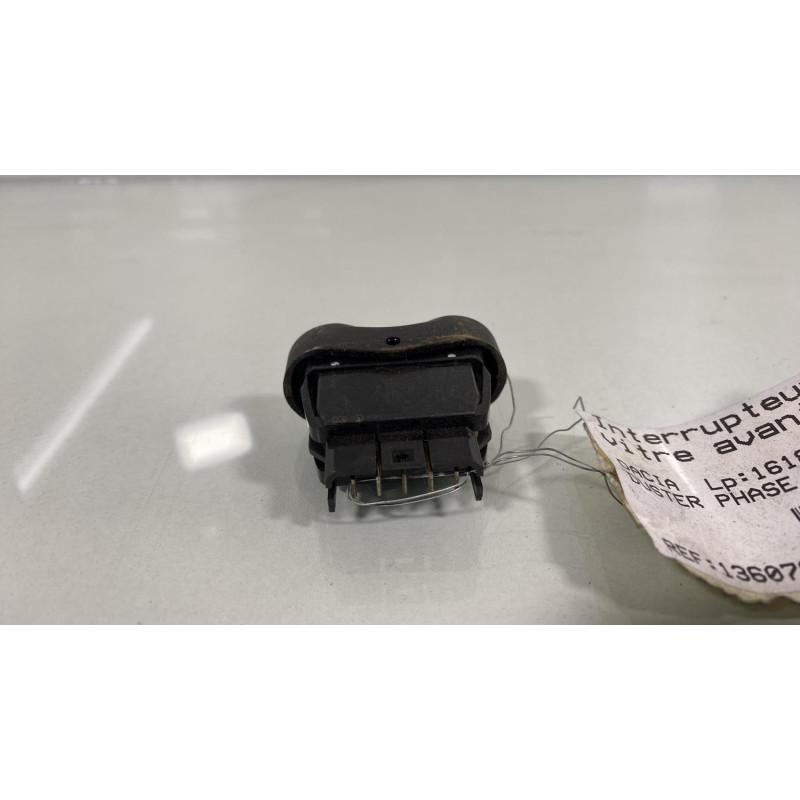 Interrupteur de leve vitre avant droit DACIA DUSTER 1 Photo n°3
