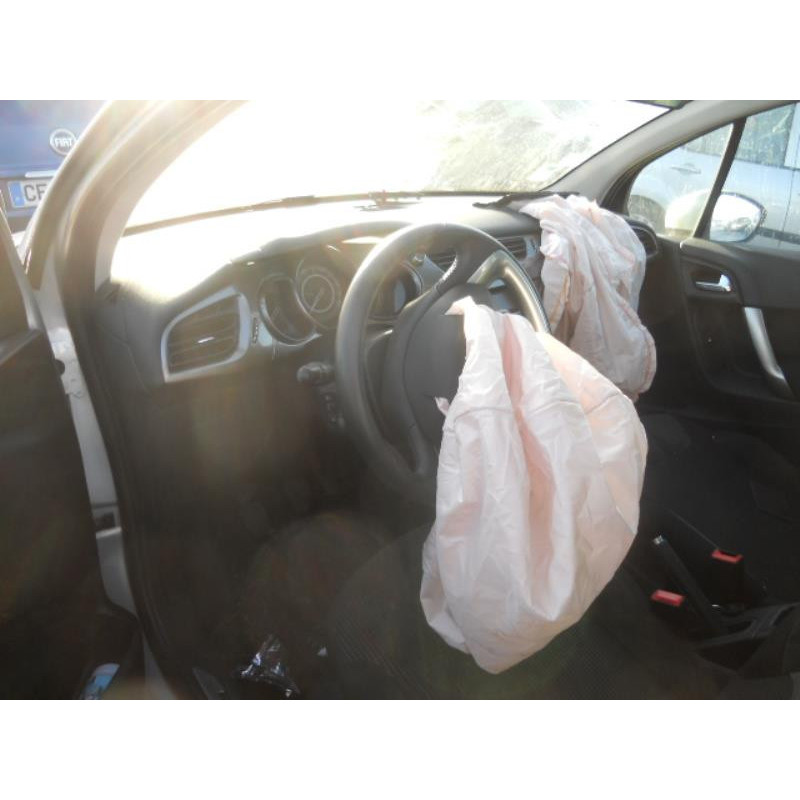 Bloc ABS (freins anti-blocage) CITROEN C3 2 Photo n°5