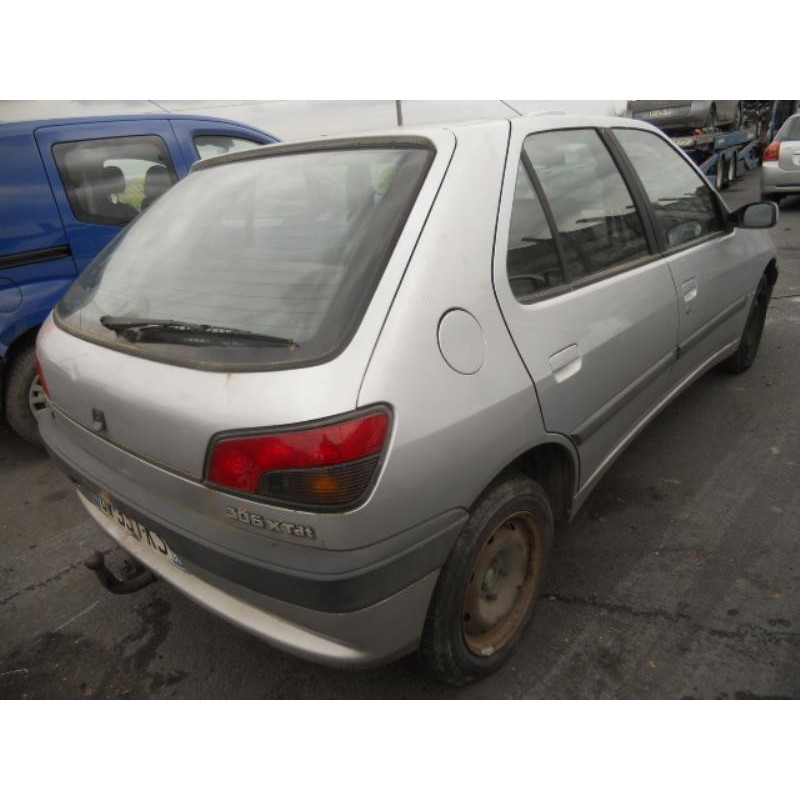 Calandre PEUGEOT 306 Photo n°4