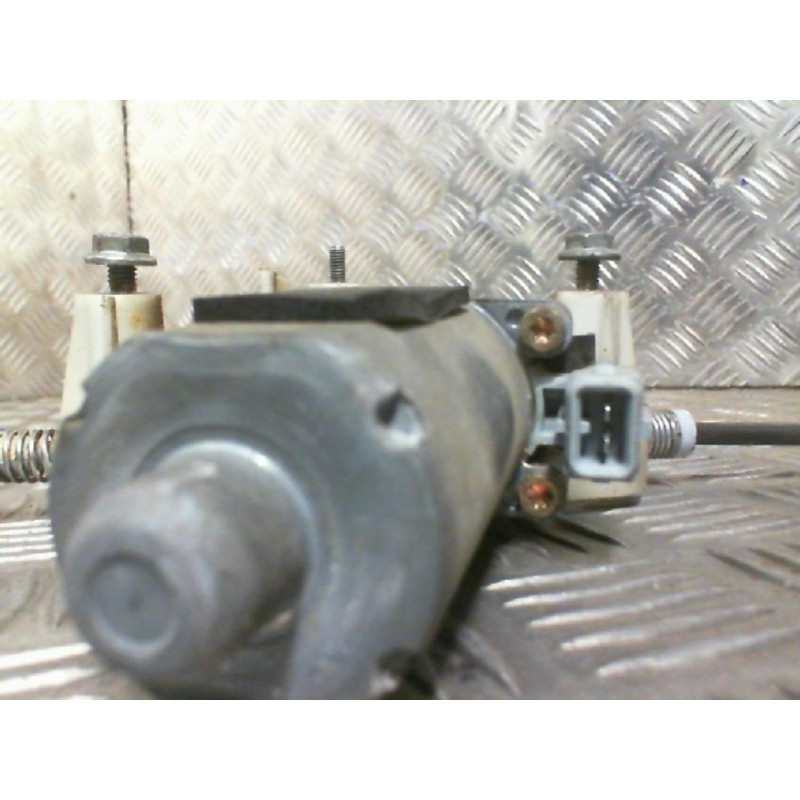 Leve vitre electrique arriere droit PEUGEOT 406 Photo n°2