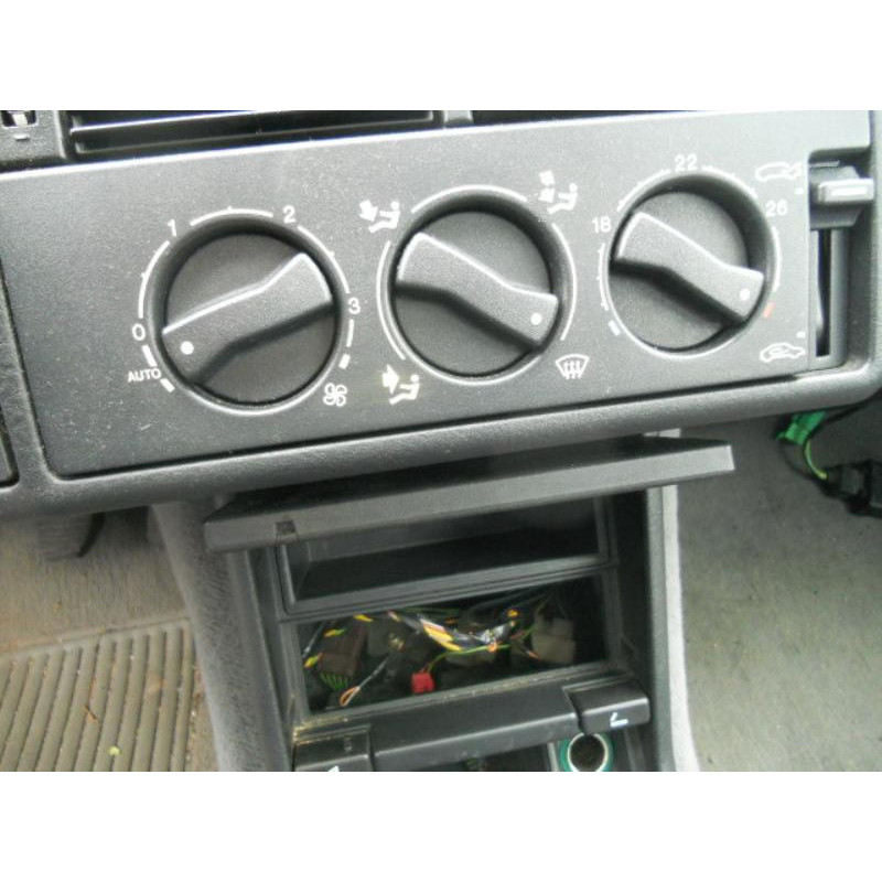 Bras essuie glace arriere CITROEN XM Photo n°6