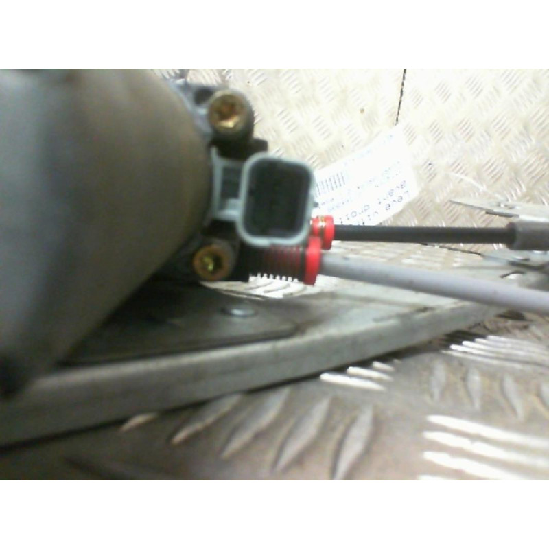 Leve vitre electrique avant droit CITROEN XSARA Photo n°2