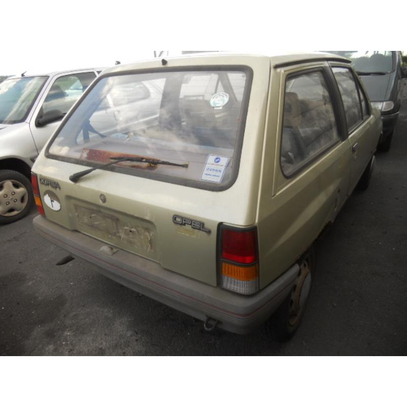 Malle/Hayon arriere OPEL CORSA A Photo n°5