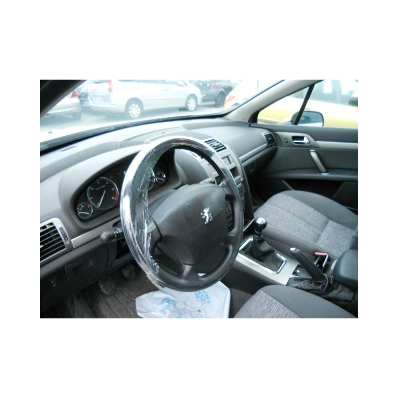 Anti brouillard arriere droit PEUGEOT 407 Photo n°9