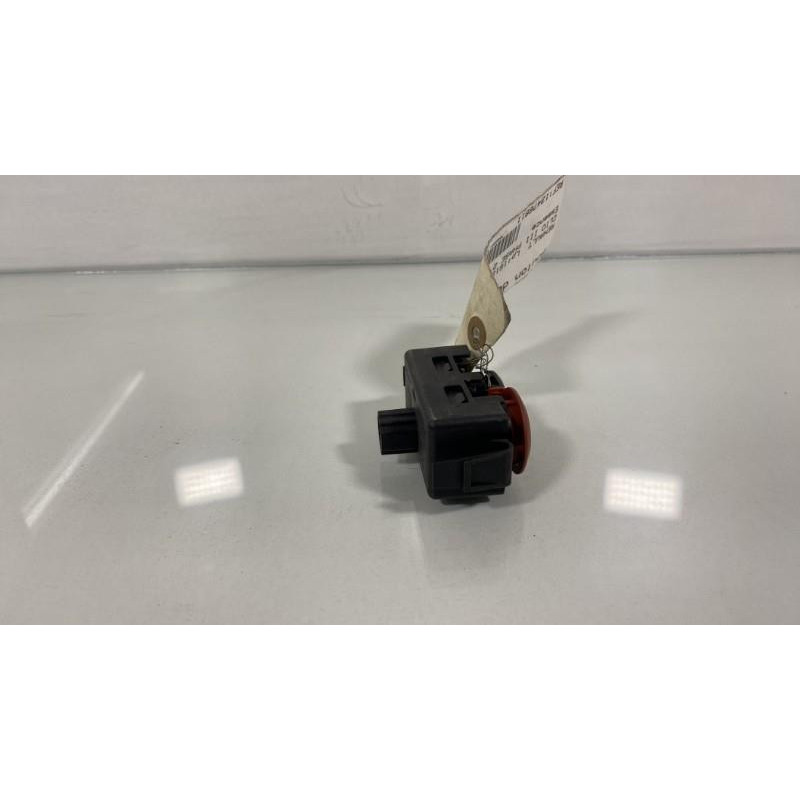 Bouton de warning RENAULT CLIO 3 Photo n°2