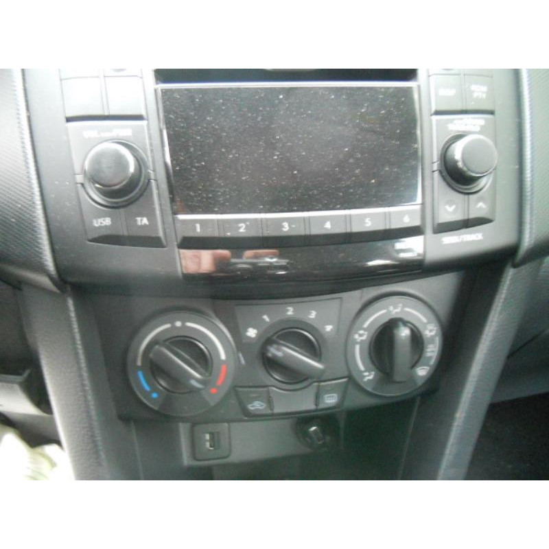 Commande chauffage SUZUKI SWIFT 4 Photo n°10