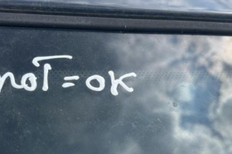 Serrure avant droit FORD FIESTA 5