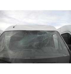 Charniere de porte avant droit RENAULT MASTER 3