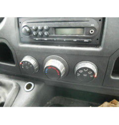 Charniere de porte avant droit RENAULT MASTER 3