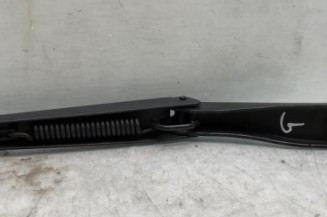 Bras essuie glace avant gauche PEUGEOT 208 2