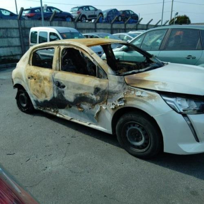 Bloc ABS (freins anti-blocage) PEUGEOT 208 2 Photo n°6