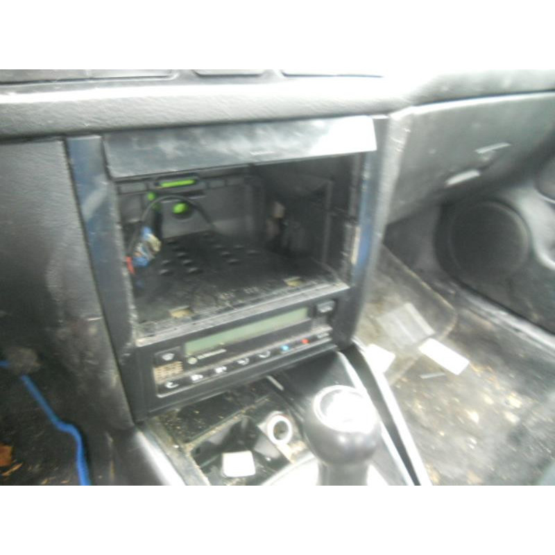 Retroviseur droit VOLKSWAGEN GOLF 4 Photo n°10