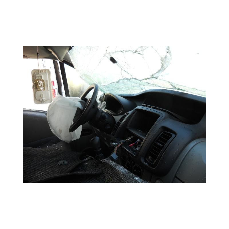 Face avant OPEL VIVARO 1 Photo n°8