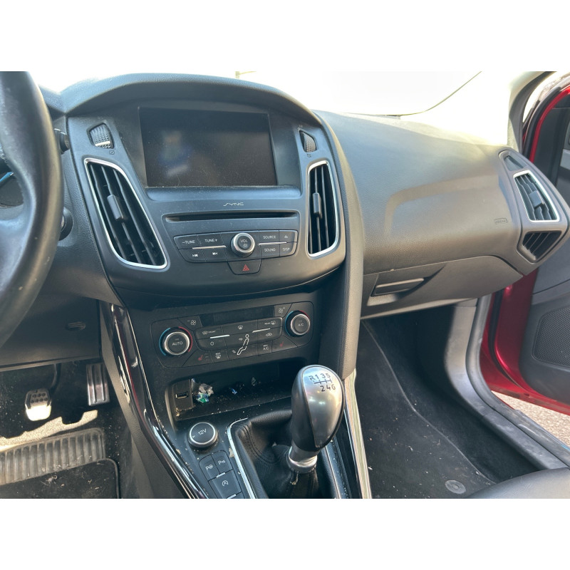 FORD FOCUS 3 PHASE 2 1.5i - 16V TURBO Photo n°8